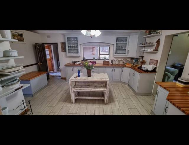 FARM FOR SALE IN MNANDI